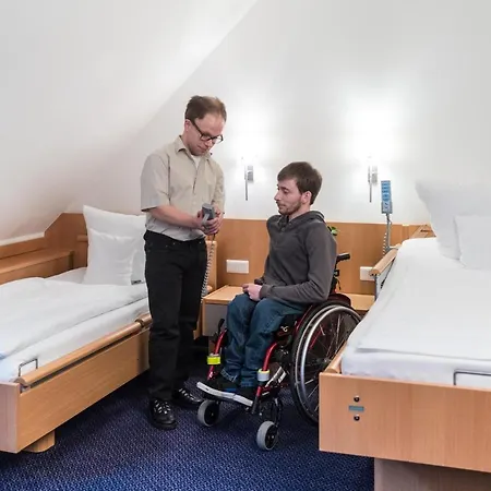 Euvea Freizeit- Und Tagungshotel 호텔 Neuerburg (Bitburg-Prum)