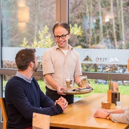 מלון Euvea Freizeit- Und Tagungshotel Neuerburg (Bitburg-Prum)