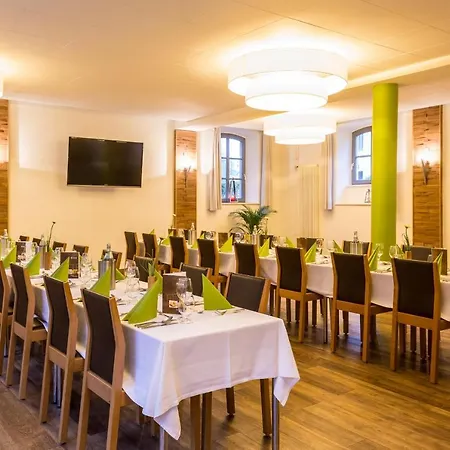 호텔 Euvea Freizeit- Und Tagungshotel 3*