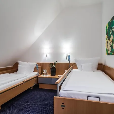 호텔 Euvea Freizeit- Und Tagungshotel Neuerburg (Bitburg-Prum)