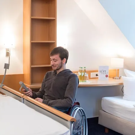 Euvea Freizeit- Und Tagungshotel 호텔 3*