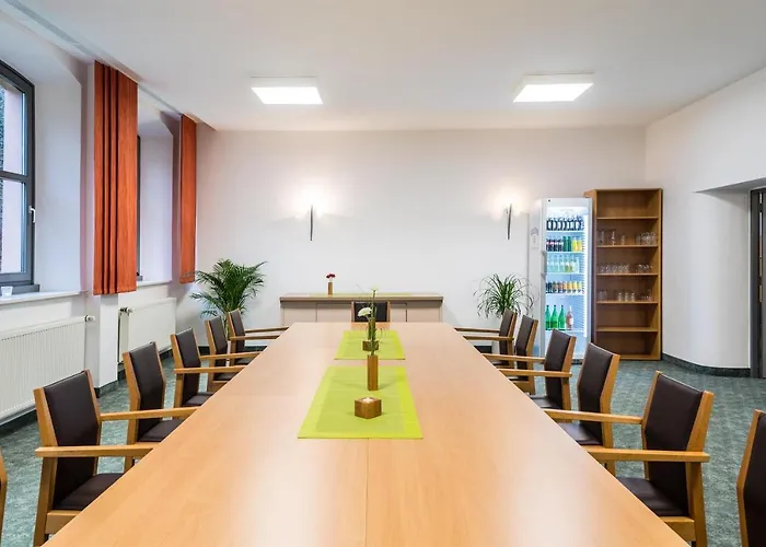 Euvea Freizeit- Und Tagungshotel 酒店 3*